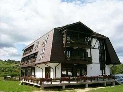 Отель Hotel Wolf 1 Бран-4