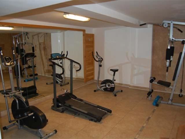 Отель Hotel Wolf 1 Бран-18