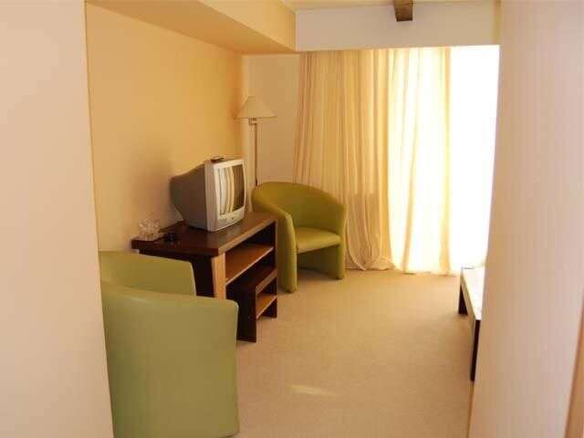 Отель Hotel Wolf 1 Бран-10